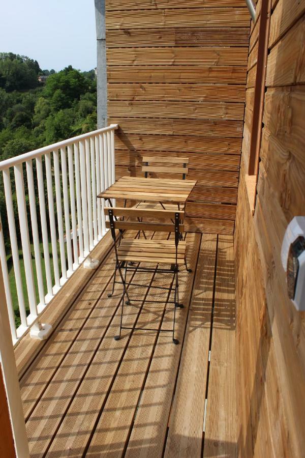 Bel Appartement Avec Vue Sur Vezere Uzerche Εξωτερικό φωτογραφία